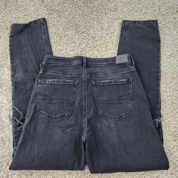 American Eagle Outfitters Strigid Mom Jean Black Distressed Jeans - Picture 2 of 9